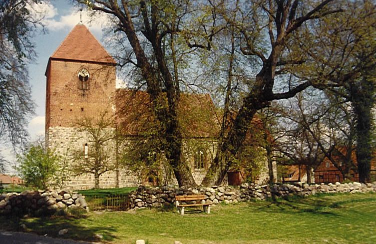 Feldsteinkirche in Lohmen